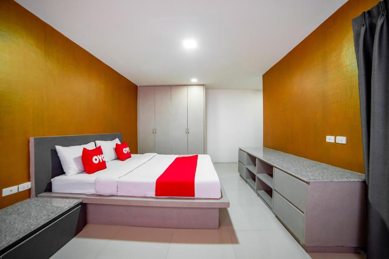 Oyo 460 Int Place Bangkok Buitenkant foto