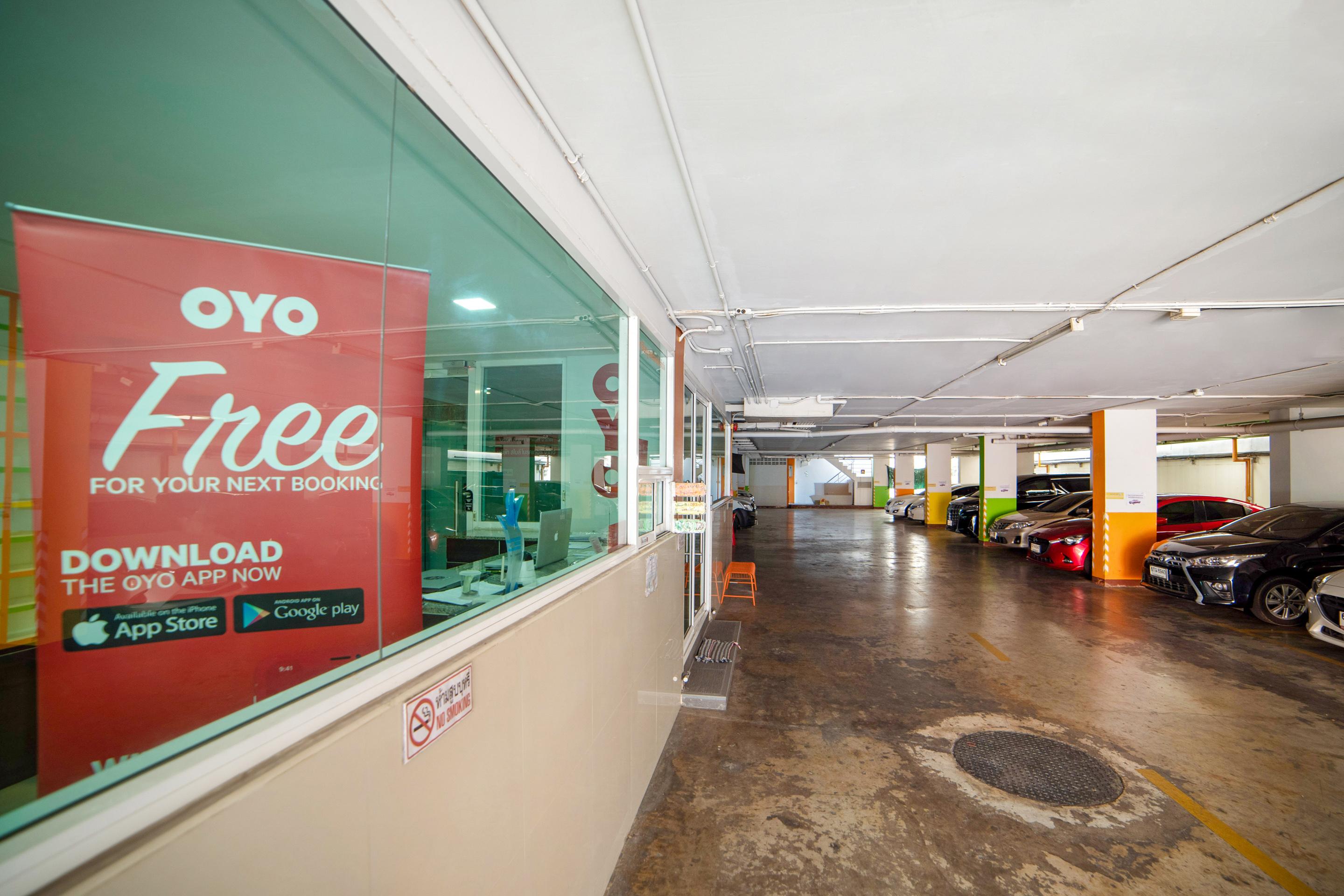 Oyo 460 Int Place Bangkok Buitenkant foto